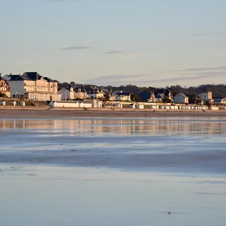 Tiny House Bois Avec Terrasse, Piscine, Wifi, Animaux Admis, Parking - 200m De La - Fr-1-361a-88 Tatil Evi