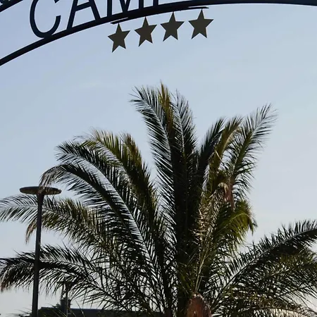 Tiny House Bois Avec Terrasse, Piscine, Wifi, Animaux Admis, Parking - 200m De La - Fr-1-361a-88 * Jullouville-les-Pins