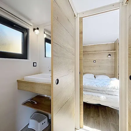 Tiny House Bois Avec Terrasse, Piscine, Wifi, Animaux Admis, Parking - 200m De La - Fr-1-361a-88 Tatil Evi Jullouville-les-Pins