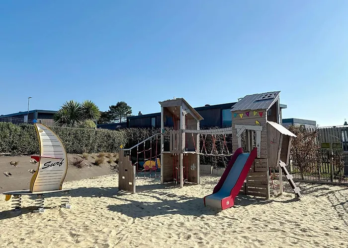 Tiny House Bois Avec Terrasse, Piscine, Wifi, Animaux Admis, Parking - 200m De La - Fr-1-361a-88 * Jullouville-les-Pins