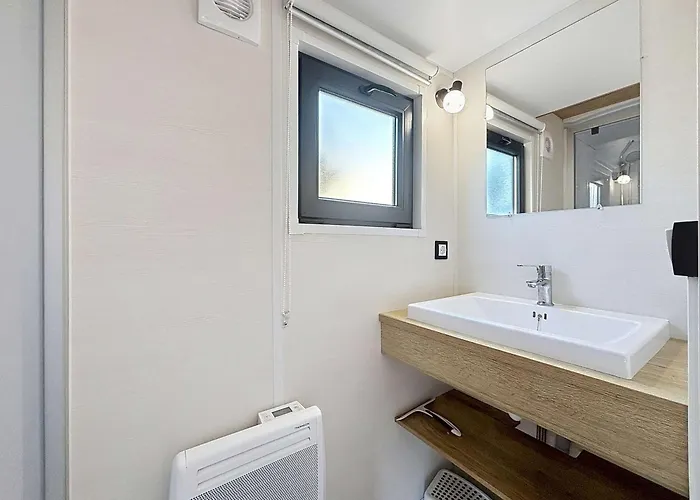 Casa vacanze Tiny House Bois Avec Terrasse, Piscine, Wifi, Animaux Admis, Parking - 200m De La - Fr-1-361a-88 *